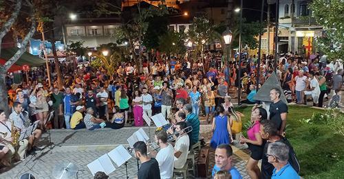 Prados: banda Lira Ceciliana, show ao som de carnavais tradicionais