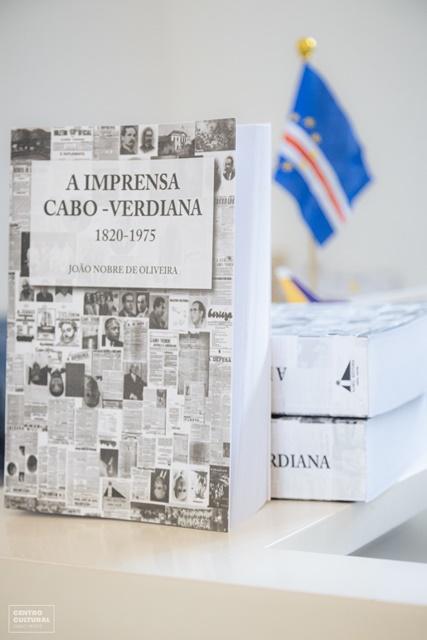 Livro sobre a imprensa cabo-verdiana, lançado em Cidade de Praia e Lisboa