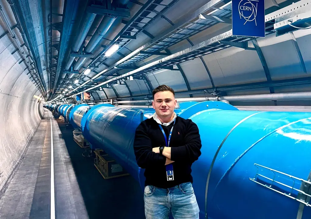 Resende Costa: Rodrigo Silva, no CERN, maior laboratório de física de partículas do mundo