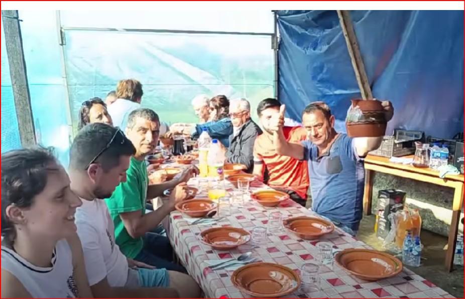 Ilha de Santa Maria: a tradição viva do Império do Espírito Santo