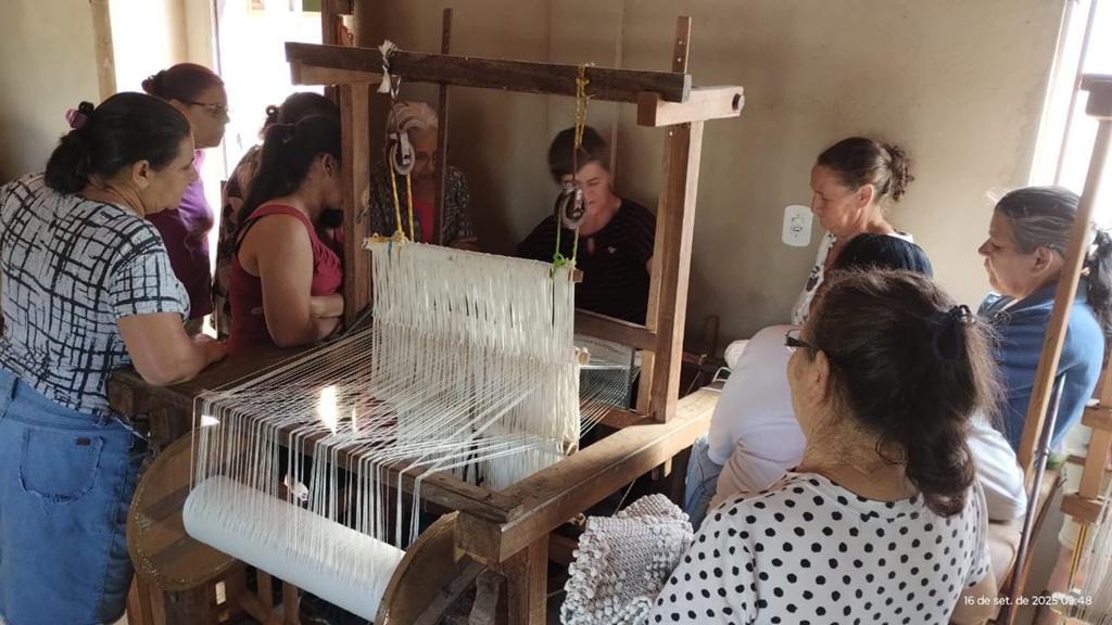 Resende Costa: exposição “Puxadinhos entre Nós” envolve artesãs da zona rural