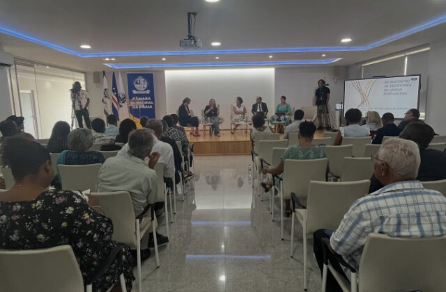 Praia: 14º Encontro de Escritores de Língua Portuguesa