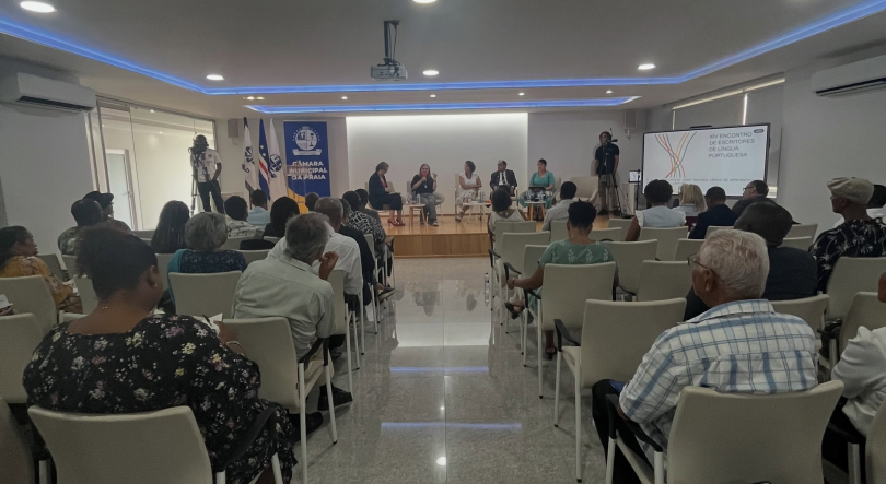 Praia: 14º Encontro de Escritores de Língua Portuguesa