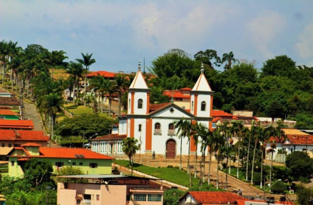 Lagoa Dourada